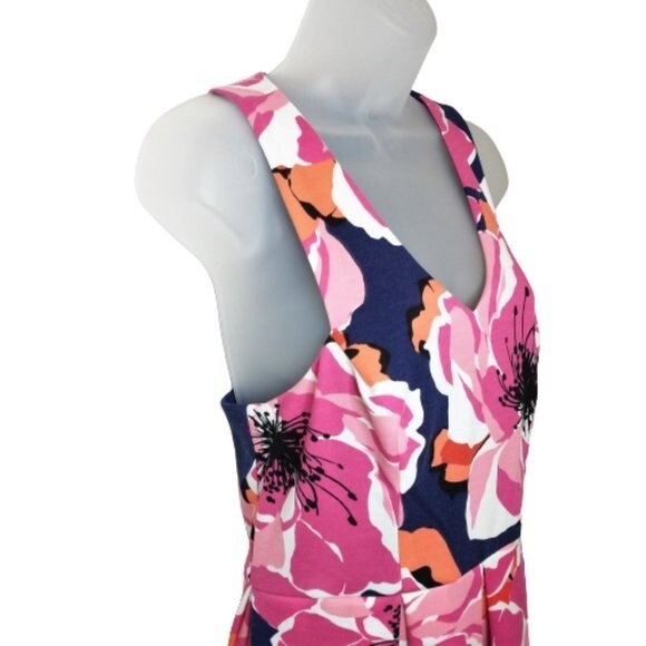 Trina Turk Marcia Fit and Flare Dress Size 8 Floral Pockets Colorful Girly - Picture 4 of 8